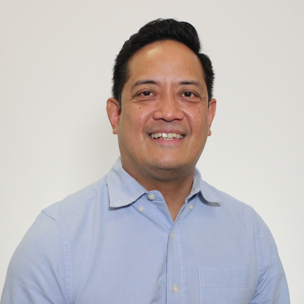 Adrian Manalang headshot